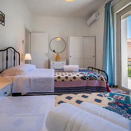 Holiday home Nisa Sea View Fontane Bianche