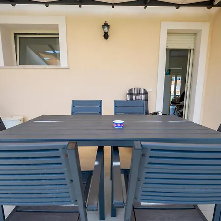 Nisa Sea View Holiday home